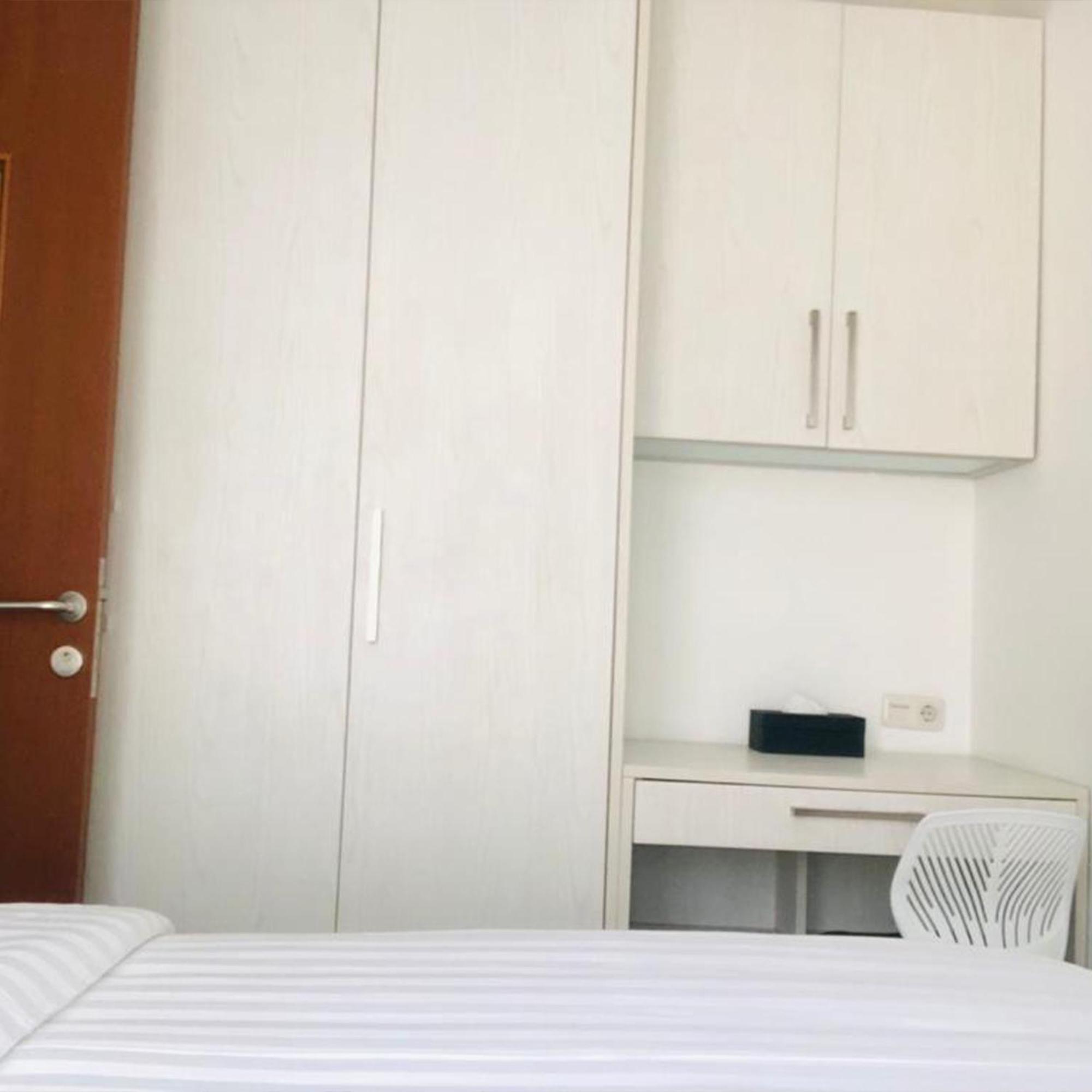 Bening Boutique Hotel Managed By Salak Hospitality Bekasi Buitenkant foto